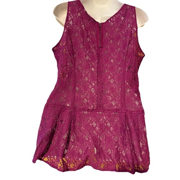 CAbi Lace Design Blouse Top Size Medium Style 131 Peplum Waist Purple Career - Picture 2 of 4